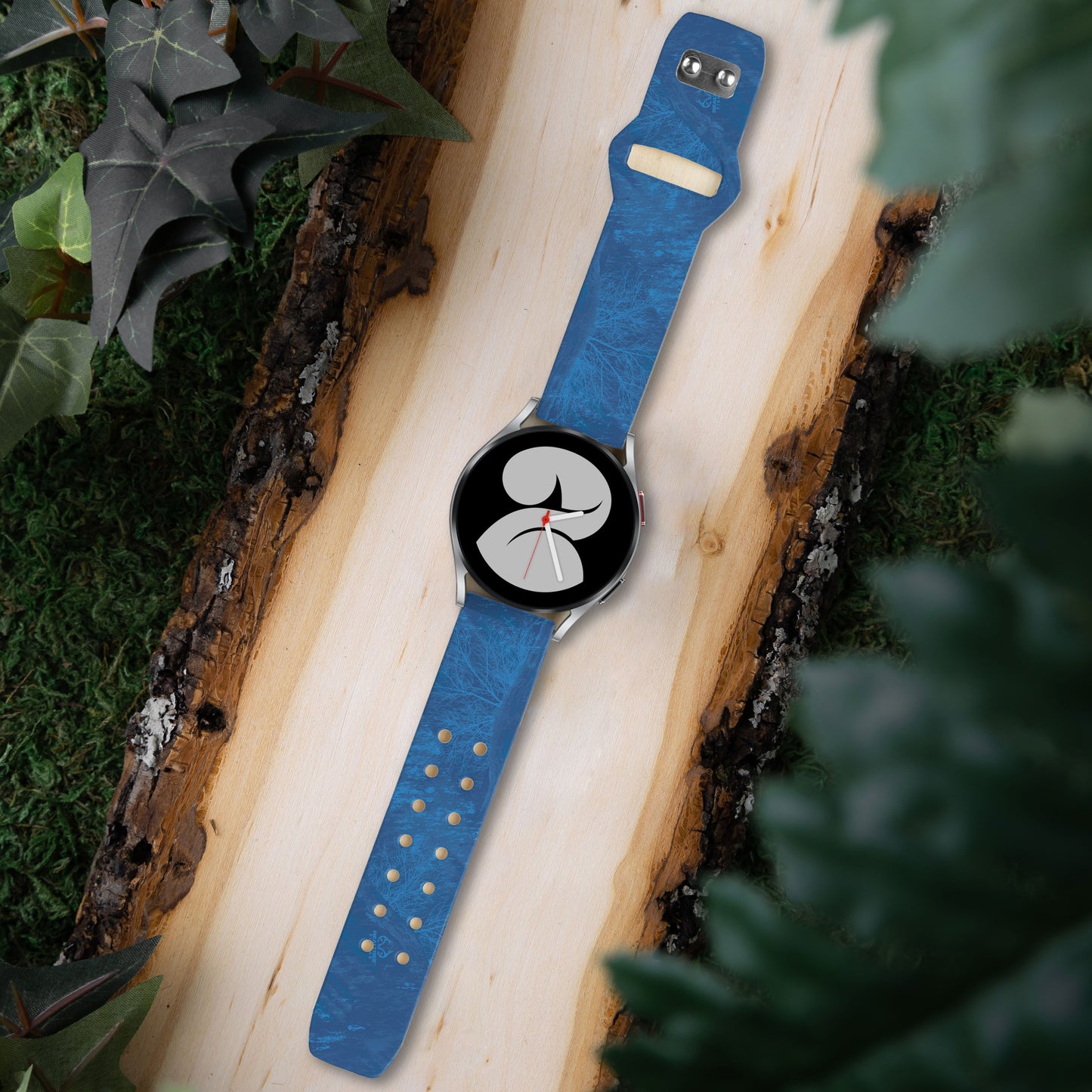 Realtree Fishing HD Watchband for Samsung, Garmin, Fossil, and More for Samsung, Garmin, Fossil, and More